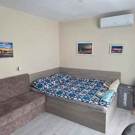 9 -рилска Daire *